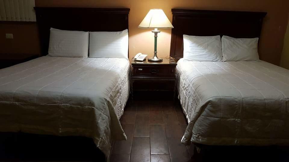 Hotel La Posta Monclova Eksteriør bilde